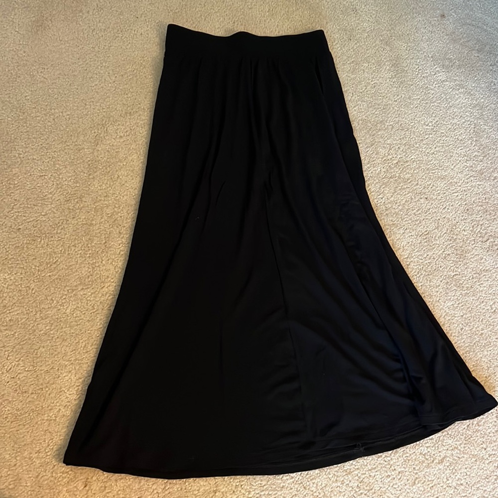 Long black skirt
